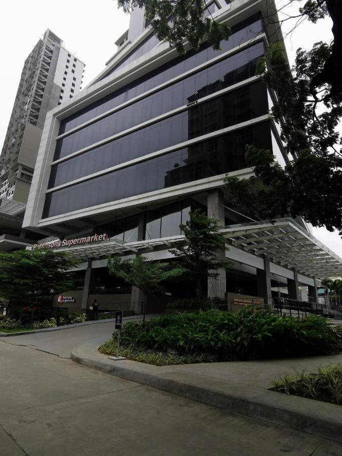 Baseline Premier - Studio With Mountain View Cebu Stadt Exterior foto